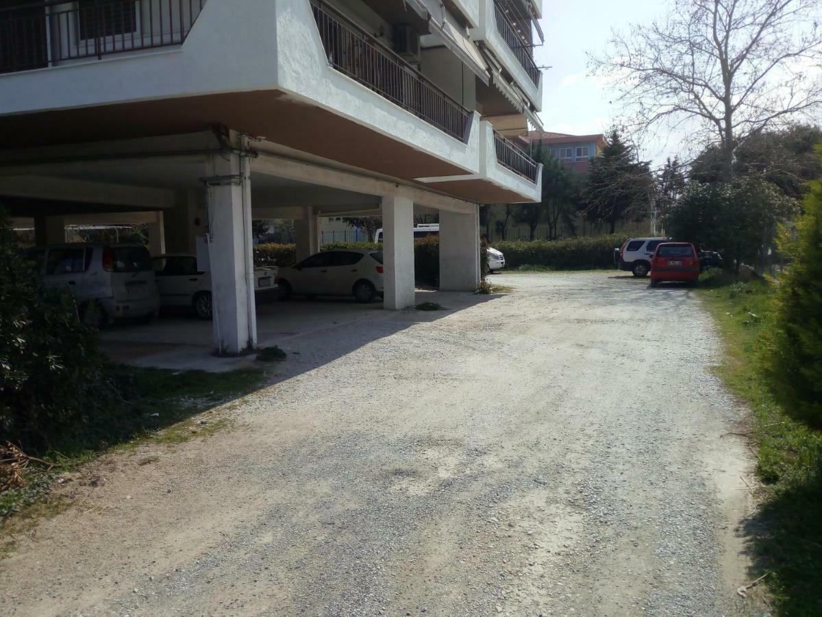 Jonnys Ferienwohnung Peraía Esterno foto